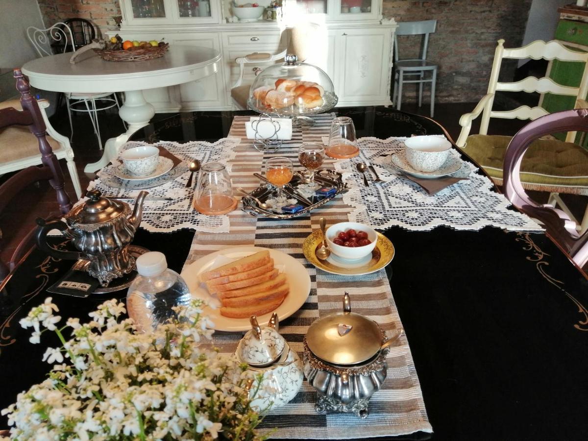 Corte Di Maggio B&B Country House イーモラ エクステリア 写真